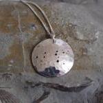 Silver Leo pendant: The con..