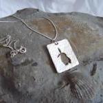 Silver rabbit pendant : A C..
